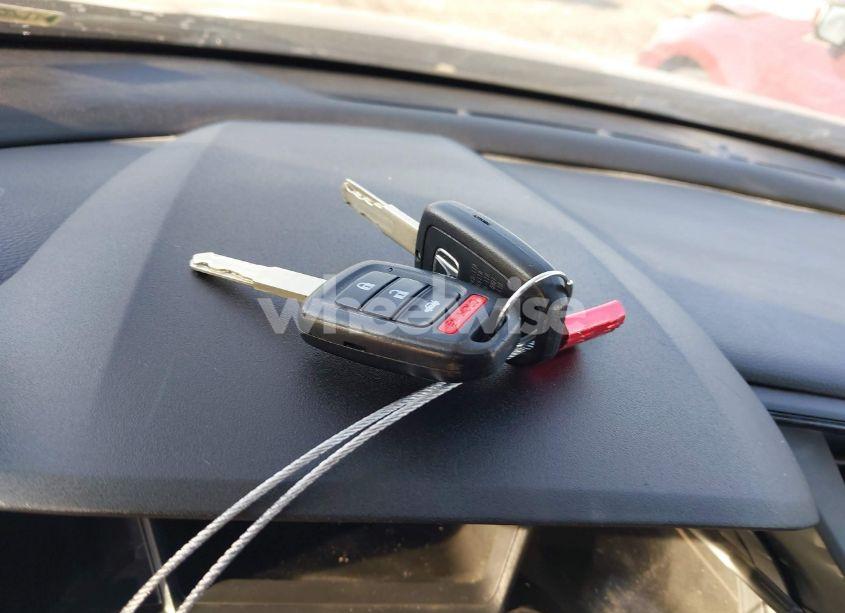Photo 11 of 2020 Honda Civic LX (VIN 2HGFC2F62LH595590)