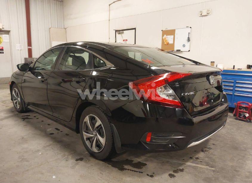 Photo 3 of 2020 Honda Civic LX (VIN 2HGFC2F62LH595590)