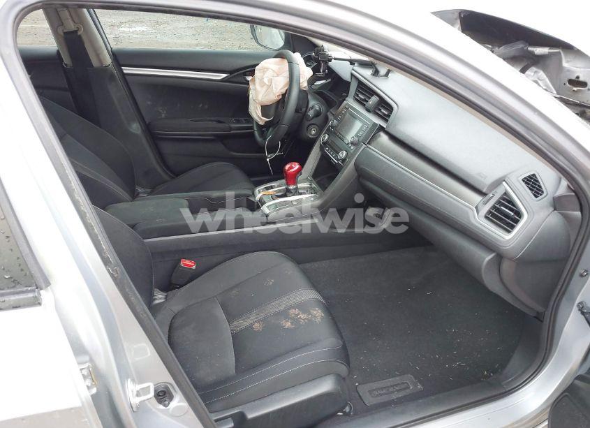 Photo 5 of 2021 Honda Civic LX (VIN 2HGFC2F62MH501225)