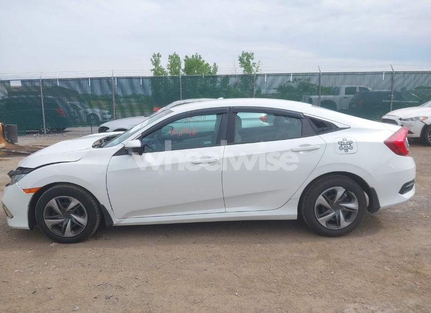 Photo 14 of 2019 Honda Civic LX (VIN 2HGFC2F63KH540855)