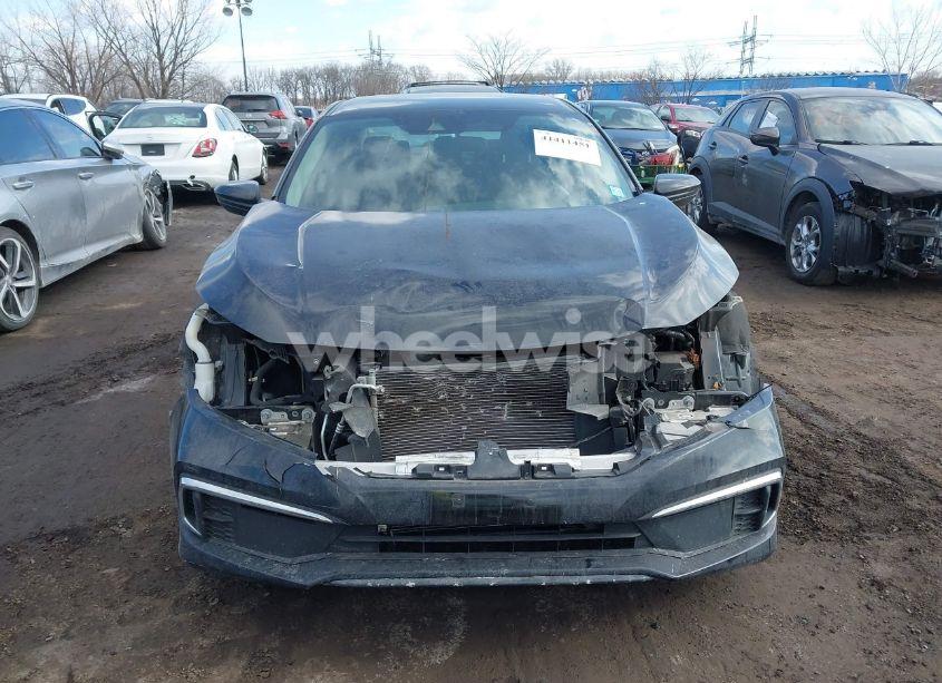 Photo 13 of 2019 Honda Civic LX (VIN 2HGFC2F63KH541214)