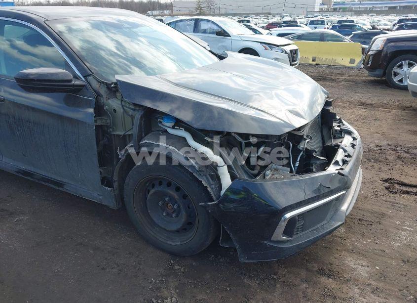 Photo 19 of 2019 Honda Civic LX (VIN 2HGFC2F63KH541214)