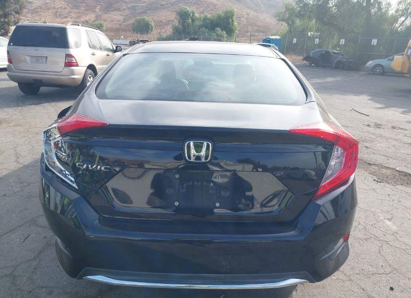 Photo 17 of 2019 Honda Civic LX (VIN 2HGFC2F63KH569837)