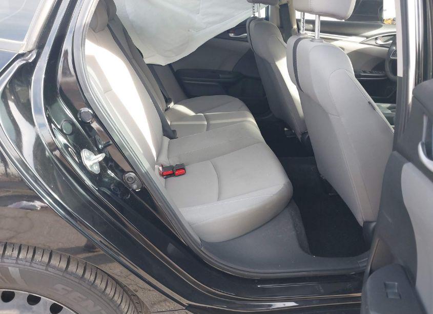 Photo 8 of 2019 Honda Civic LX (VIN 2HGFC2F63KH569837)