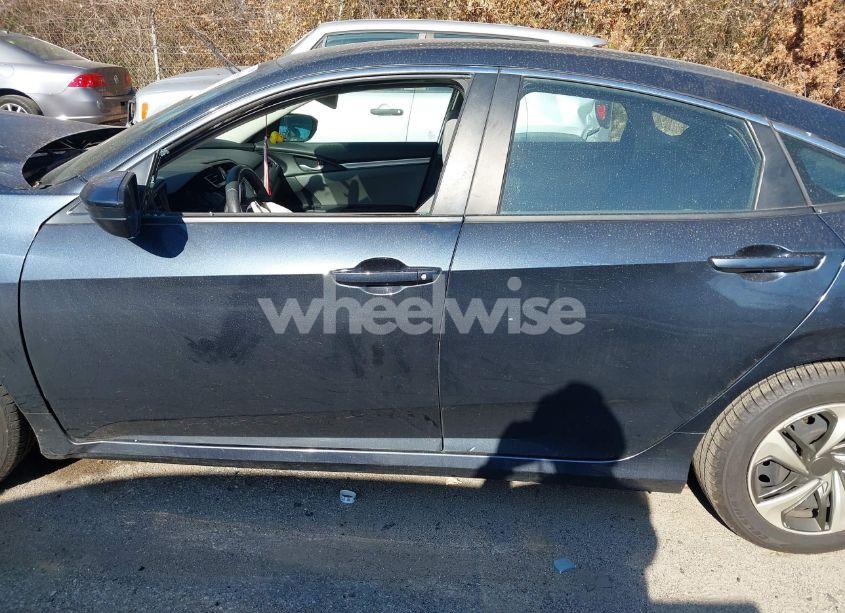 Photo 13 of 2019 Honda Civic LX (VIN 2HGFC2F63KH572527)