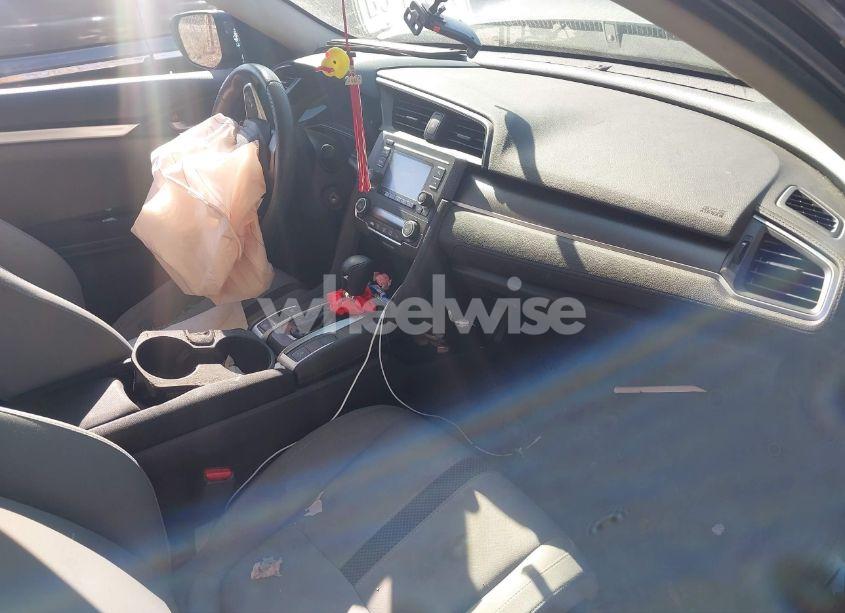 Photo 5 of 2019 Honda Civic LX (VIN 2HGFC2F63KH572527)