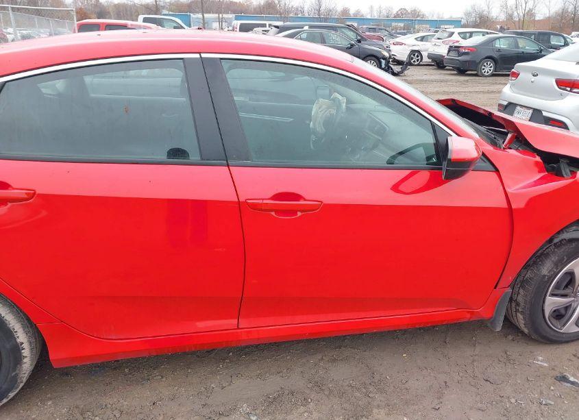 Photo 13 of 2020 Honda Civic LX (VIN 2HGFC2F63LH535818)