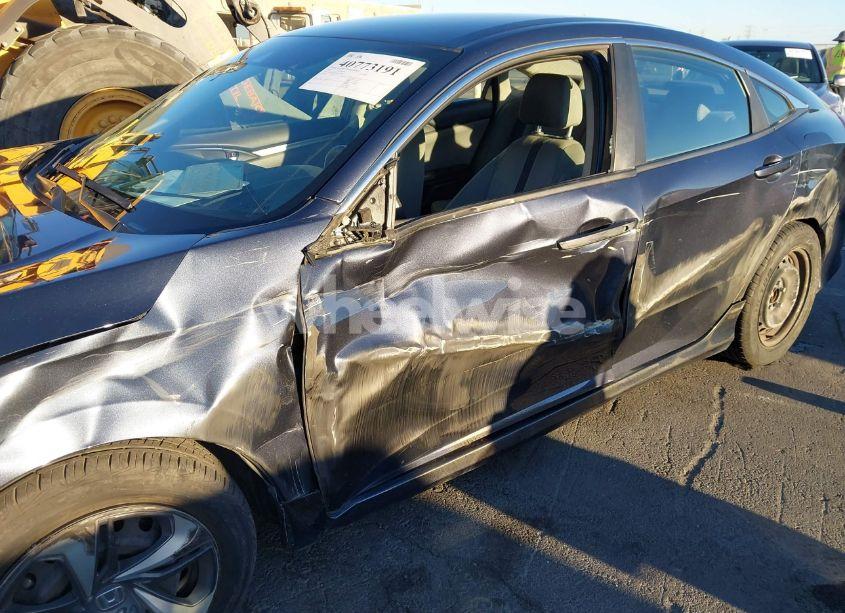 Photo 6 of 2020 Honda Civic LX (VIN 2HGFC2F63LH562081)