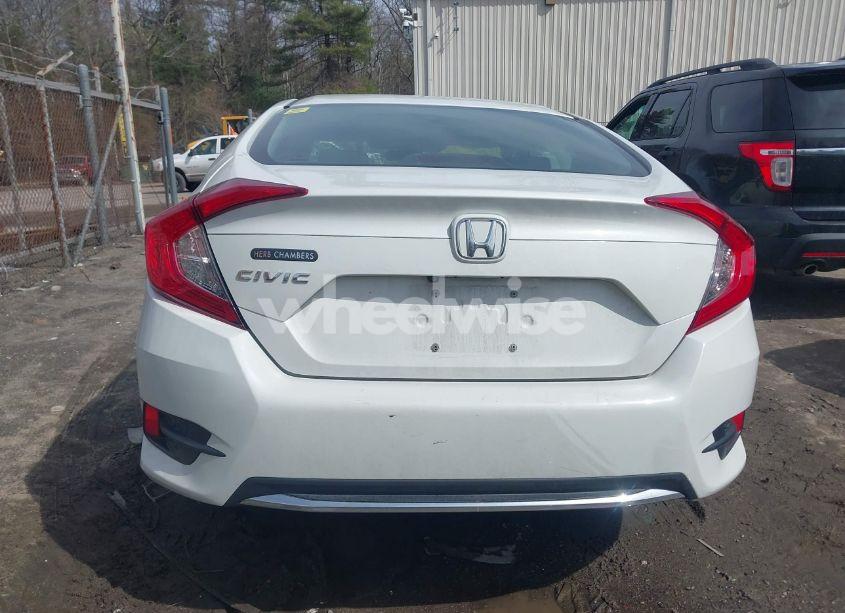 Photo 16 of 2019 Honda Civic LX (VIN 2HGFC2F64KH518735)
