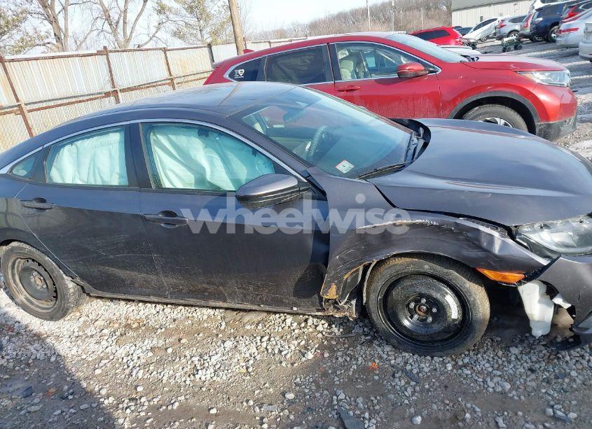 Photo 13 of 2019 Honda Civic LX (VIN 2HGFC2F64KH519769)