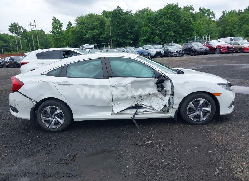 Photo 13 of 2019 Honda Civic LX (VIN 2HGFC2F64KH526060)