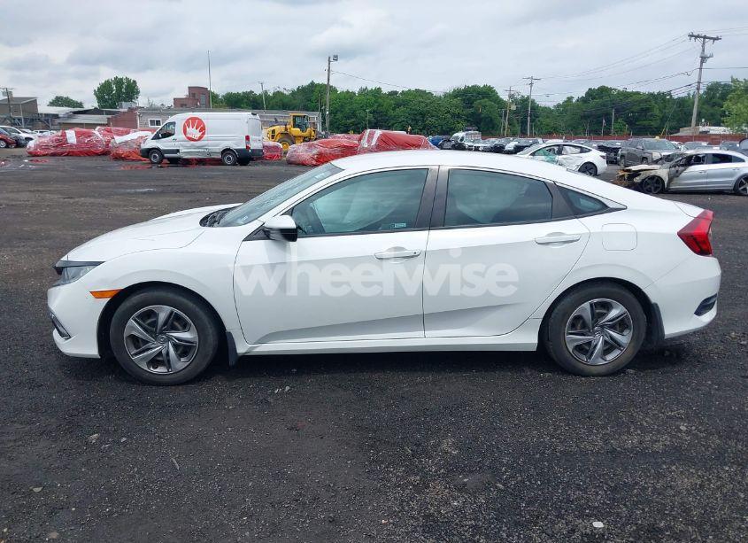 Photo 14 of 2019 Honda Civic LX (VIN 2HGFC2F64KH526060)