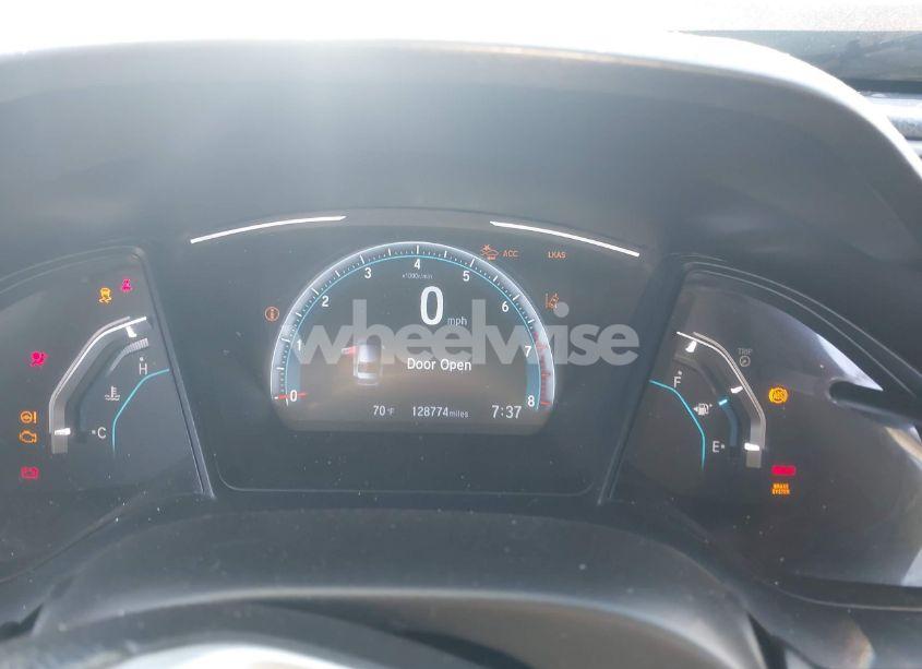 Photo 7 of 2019 Honda Civic LX (VIN 2HGFC2F64KH531937)