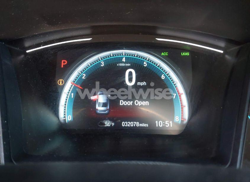 Photo 15 of 2019 Honda Civic LX (VIN 2HGFC2F64KH587960)