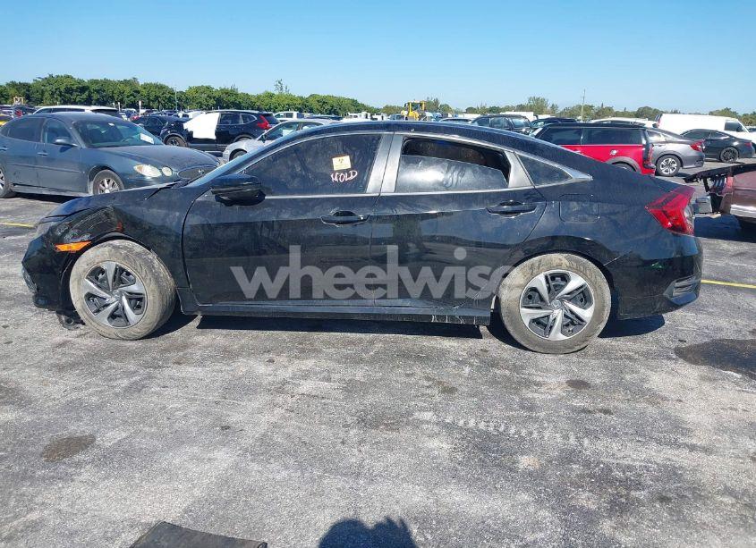 Photo 13 of 2019 Honda Civic LX (VIN 2HGFC2F64KH595993)