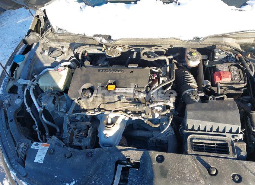 Photo 10 of 2019 Honda Civic LX (VIN 2HGFC2F64KH596688)