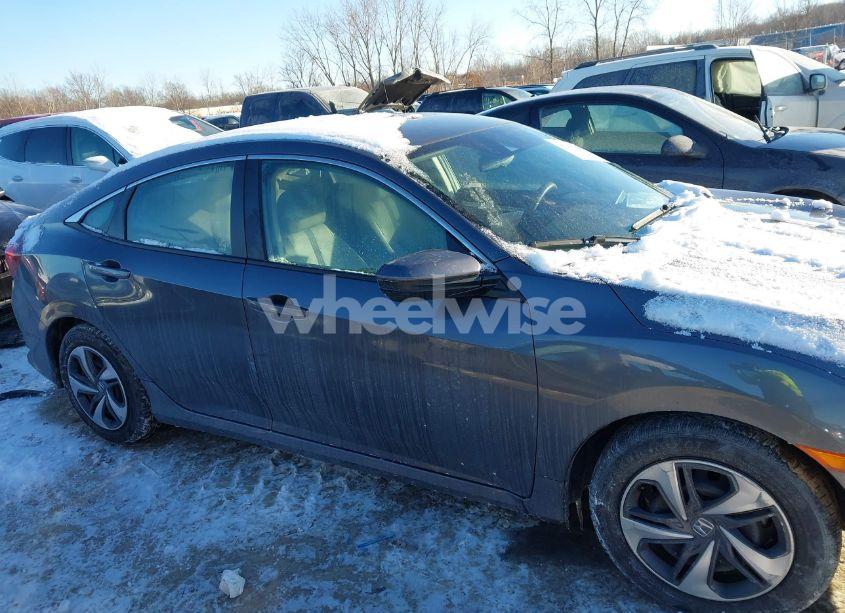 Photo 13 of 2019 Honda Civic LX (VIN 2HGFC2F64KH596688)