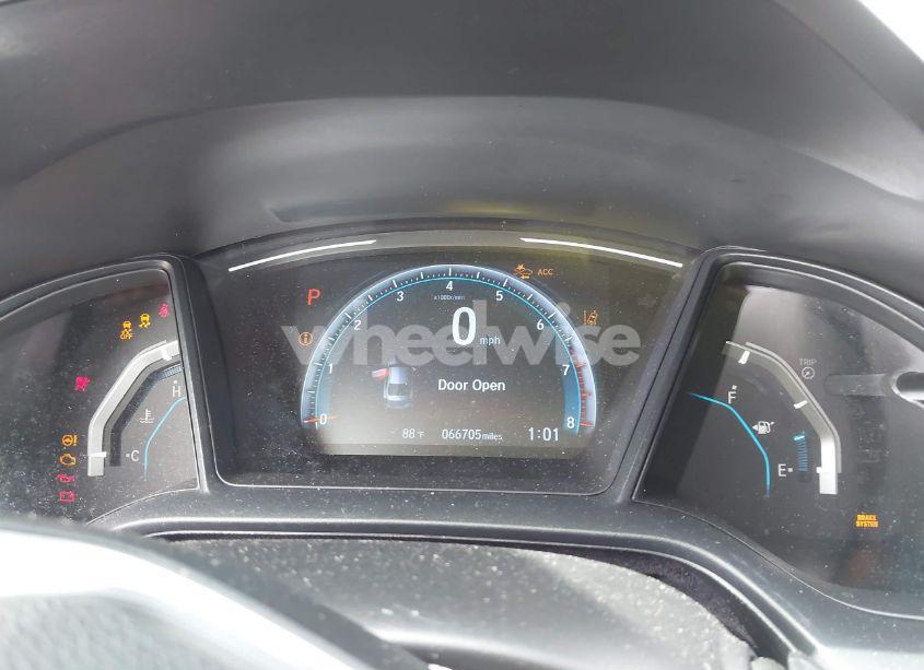Photo 7 of 2020 Honda Civic LX (VIN 2HGFC2F64LH548304)