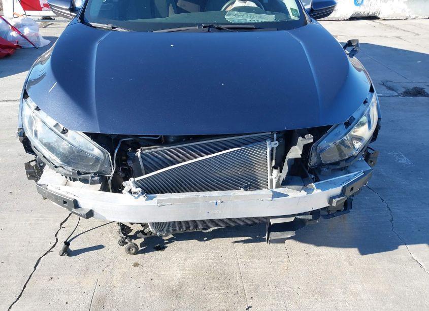 Photo 6 of 2020 Honda Civic LX (VIN 2HGFC2F64LH574062)
