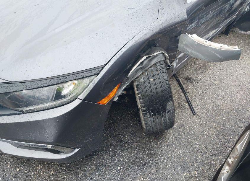 Photo 17 of 2020 Honda Civic LX (VIN 2HGFC2F64LH581786)