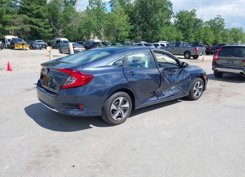 Photo 4 of 2021 Honda Civic LX (VIN 2HGFC2F64MH520777)