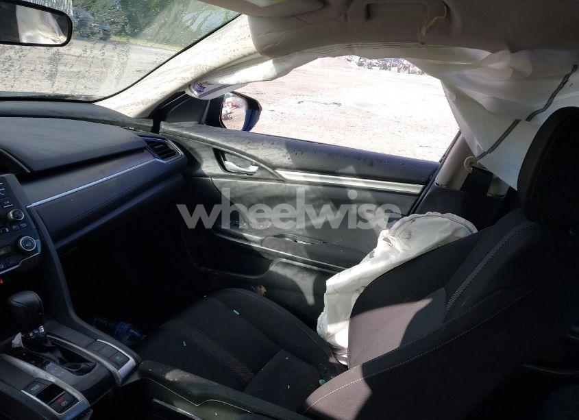 Photo 5 of 2021 Honda Civic LX (VIN 2HGFC2F64MH527342)