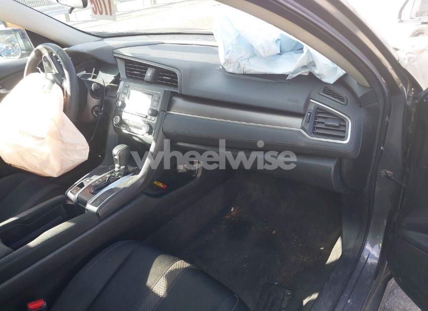 Photo 5 of 2021 Honda Civic LX (VIN 2HGFC2F64MH546960)