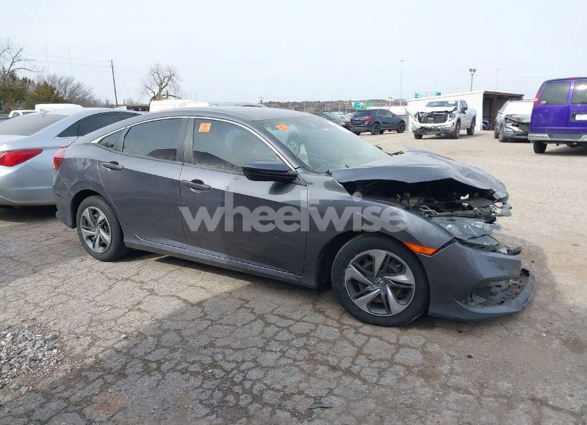 Photo 14 of 2019 Honda Civic LX (VIN 2HGFC2F65KH503662)