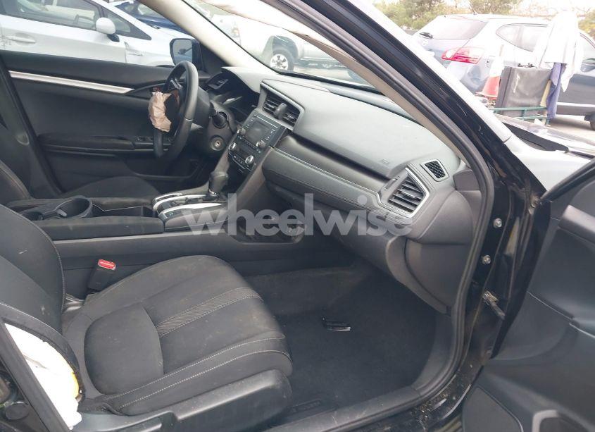 Photo 5 of 2019 Honda Civic LX (VIN 2HGFC2F65KH520171)