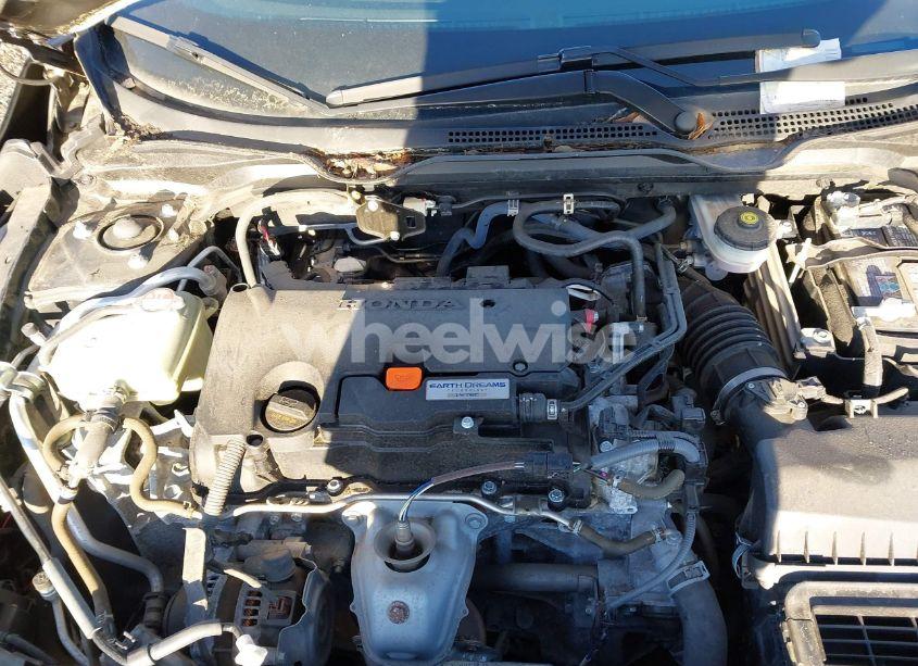 Photo 10 of 2019 Honda Civic LX (VIN 2HGFC2F65KH523118)