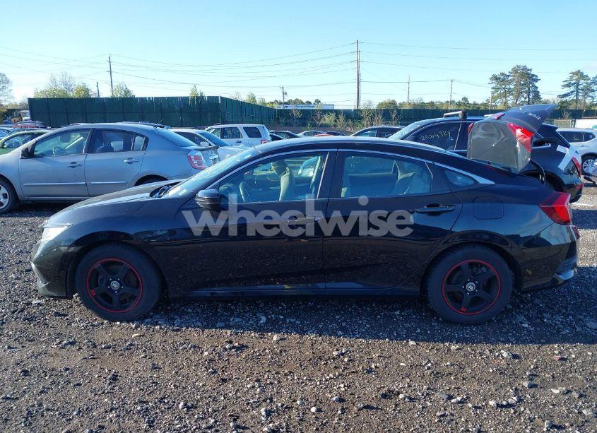 Photo 13 of 2019 Honda Civic LX (VIN 2HGFC2F65KH523118)