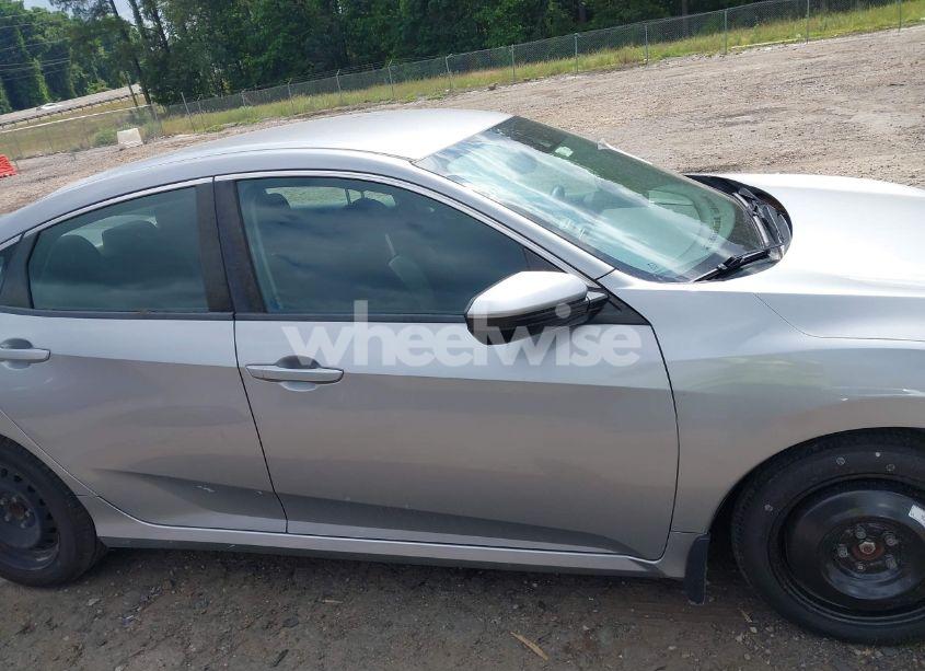 Photo 14 of 2019 Honda Civic LX (VIN 2HGFC2F65KH548777)