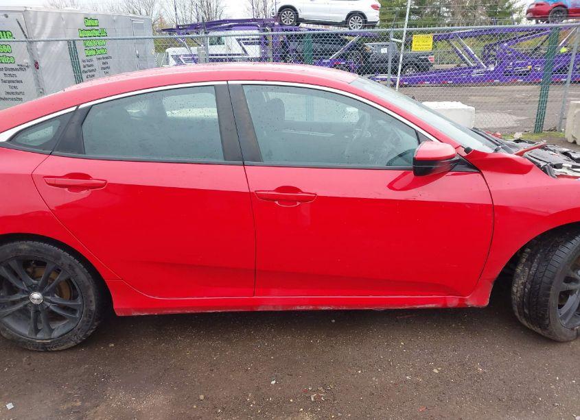 Photo 14 of 2019 Honda Civic LX (VIN 2HGFC2F65KH577681)