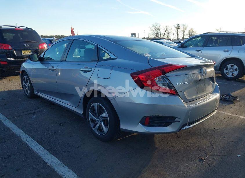 Photo 3 of 2019 Honda Civic LX (VIN 2HGFC2F65KH581603)
