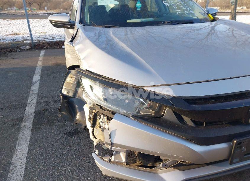 Photo 6 of 2019 Honda Civic LX (VIN 2HGFC2F65KH581603)