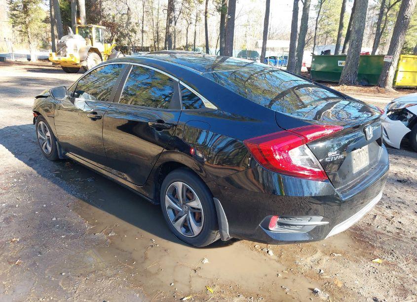 Photo 3 of 2019 Honda Civic LX (VIN 2HGFC2F65KH582900)