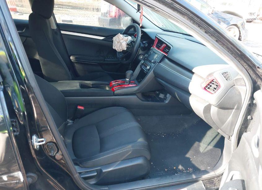 Photo 5 of 2019 Honda Civic LX (VIN 2HGFC2F65KH582900)