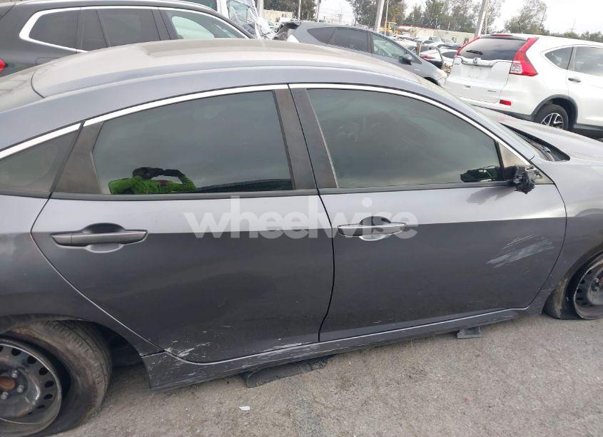 Photo 12 of 2020 Honda Civic LX (VIN 2HGFC2F65LH530359)