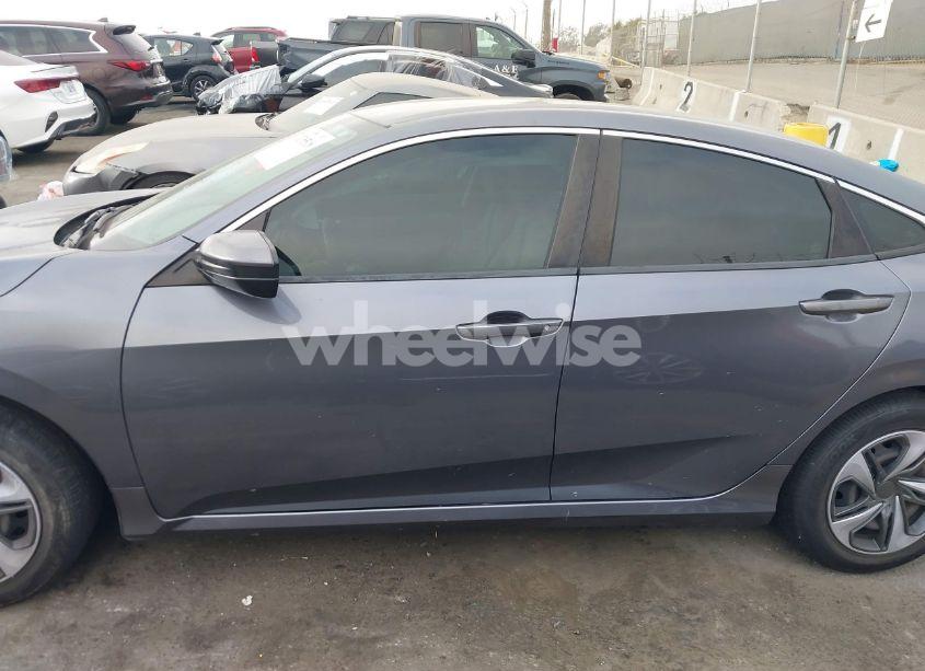 Photo 13 of 2020 Honda Civic LX (VIN 2HGFC2F65LH530359)