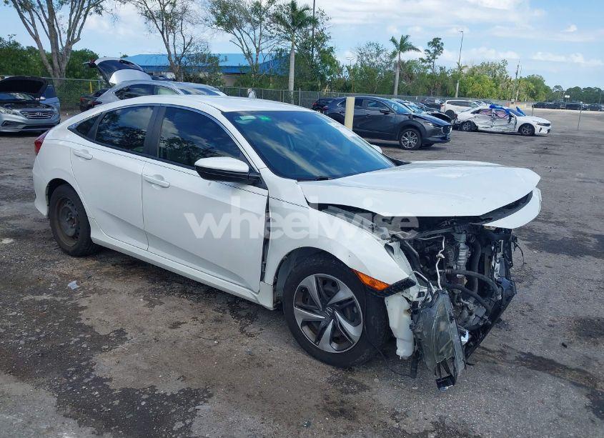 2020 Honda Civic LX (VIN 2HGFC2F65LH531818) main photo