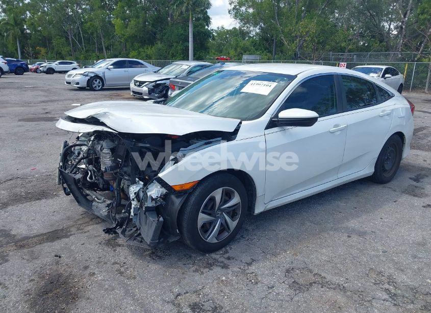 Photo 2 of 2020 Honda Civic LX (VIN 2HGFC2F65LH531818)
