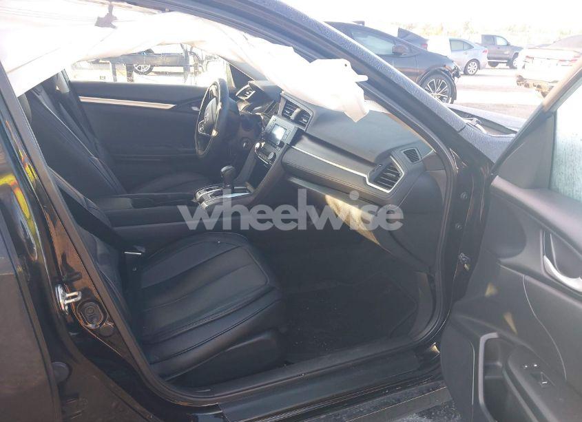 Photo 5 of 2020 Honda Civic LX (VIN 2HGFC2F65LH547954)