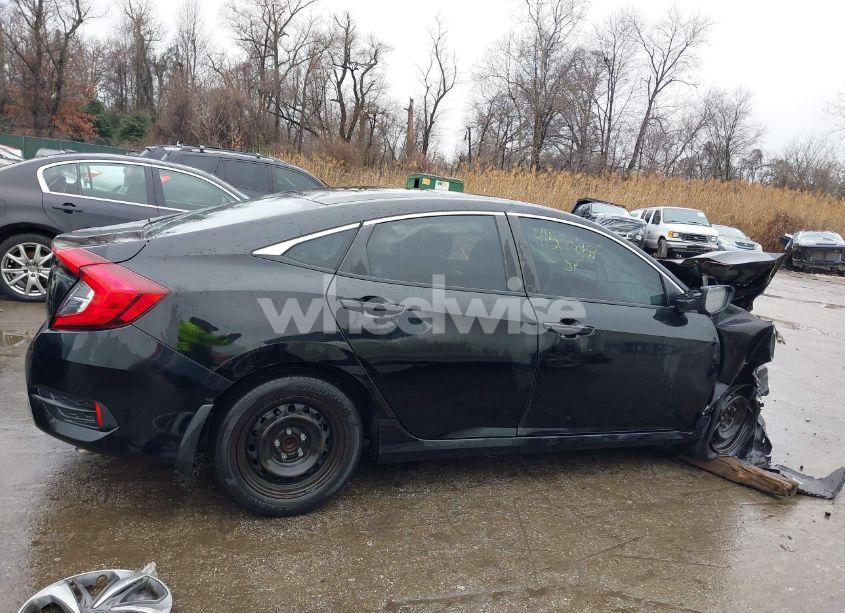 Photo 14 of 2020 Honda Civic LX (VIN 2HGFC2F65LH564995)