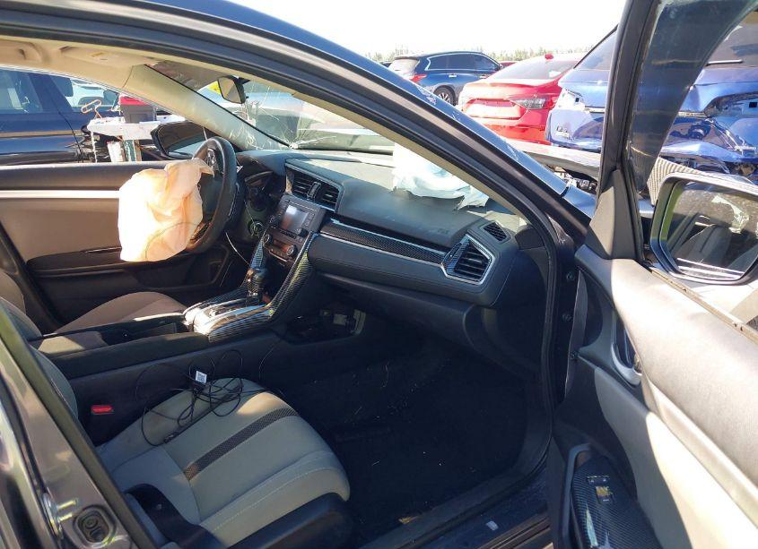 Photo 5 of 2020 Honda Civic LX (VIN 2HGFC2F65LH567959)