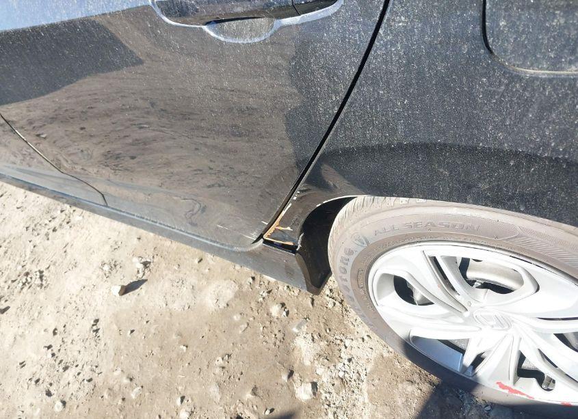 Photo 6 of 2021 Honda Civic LX (VIN 2HGFC2F65MH527396)