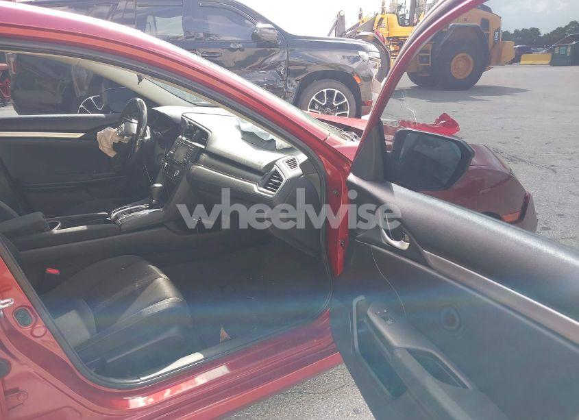 Photo 5 of 2021 Honda Civic LX (VIN 2HGFC2F65MH555697)