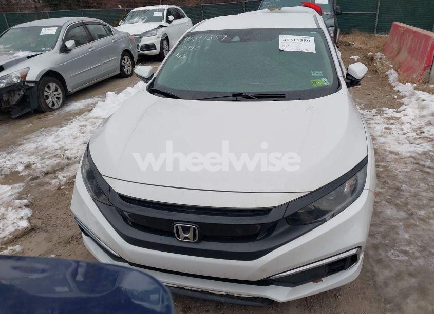 Photo 12 of 2019 Honda Civic SEDAN (VIN 2HGFC2F66KH507512)