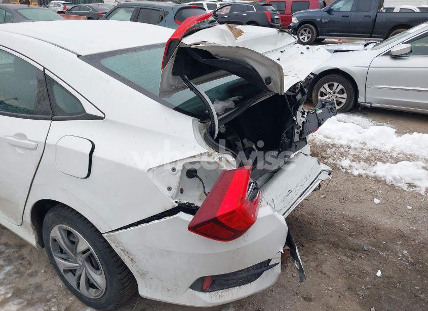 Photo 18 of 2019 Honda Civic SEDAN (VIN 2HGFC2F66KH507512)