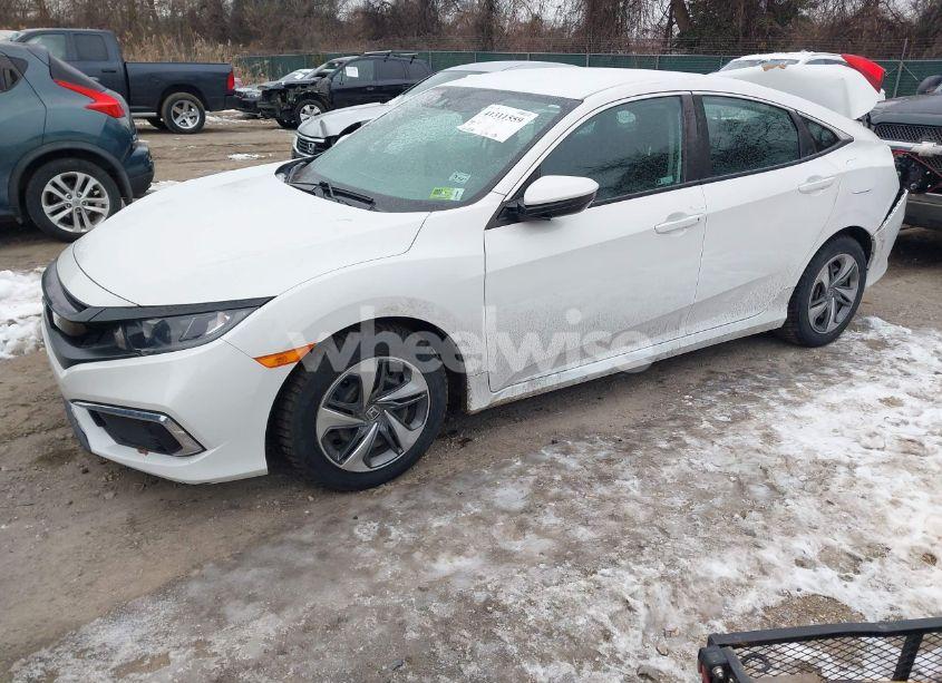 Photo 2 of 2019 Honda Civic SEDAN (VIN 2HGFC2F66KH507512)