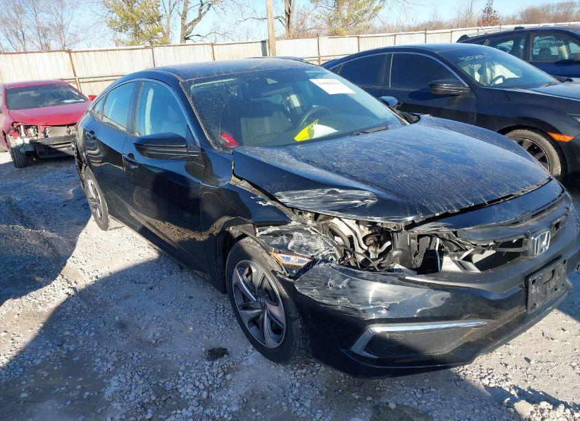 2019 Honda Civic LX (VIN 2HGFC2F66KH516100) main photo